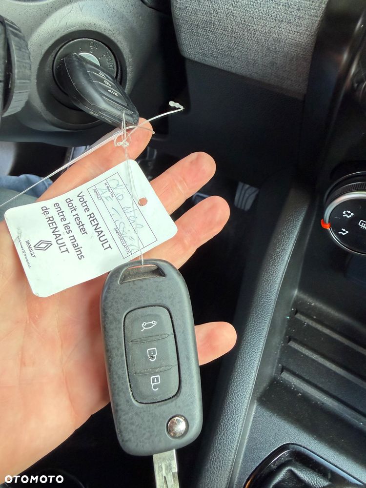 Renault Clio 1.0 TCe Equilibre - 15