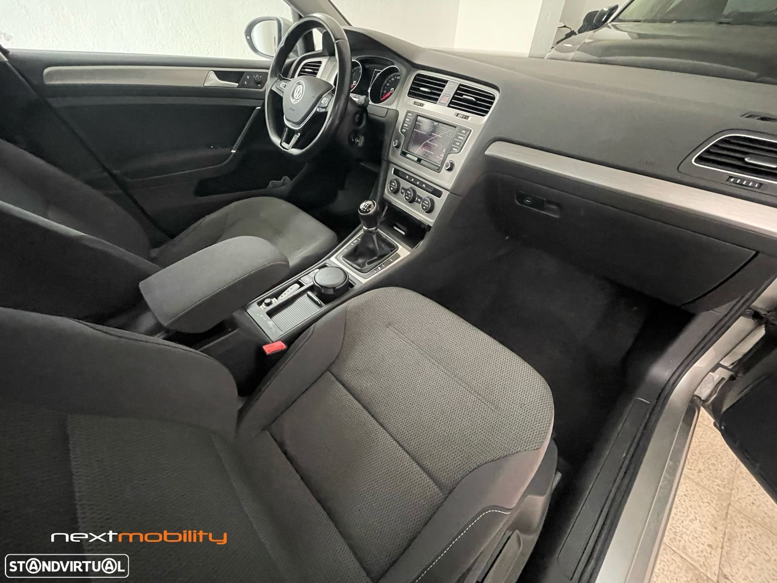 VW Golf Variant 1.6 TDi GPS Edition - 14