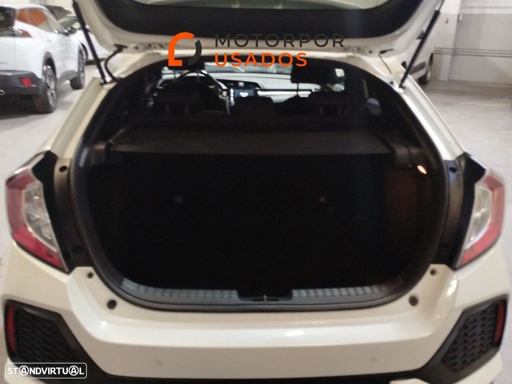 Honda Civic 1.0 i-VTEC Executive Premium - 6