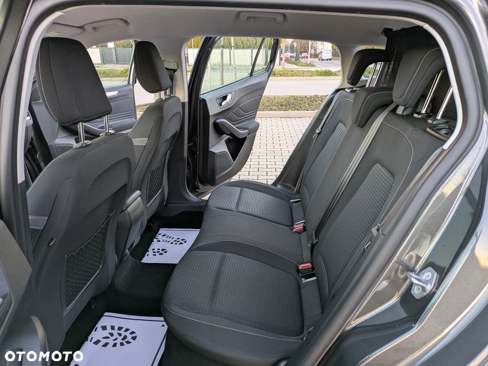 Ford Focus 1.5 EcoBlue Start-Stopp-System COOL&CONNECT - 23