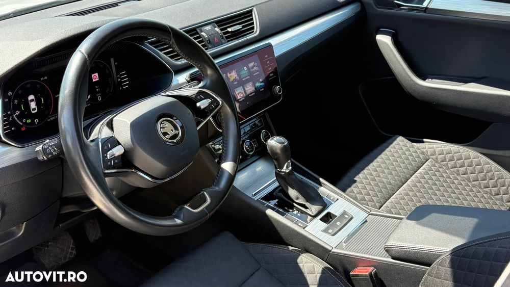 Skoda Superb 2.0 TDI DSG Ambition - 13