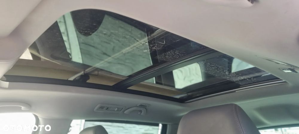 Volkswagen Sharan 2.0 TDI Highline DSG - 36