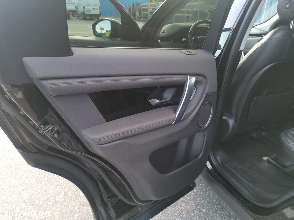 Land Rover Discovery Sport - 34