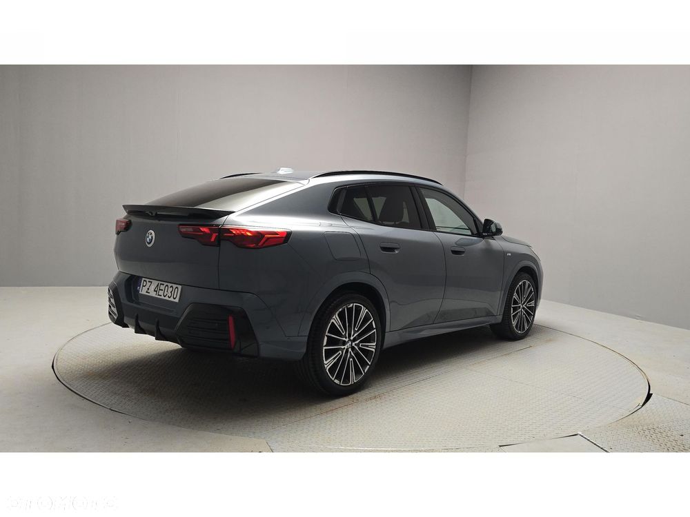 BMW X2 sDrive18d - 5