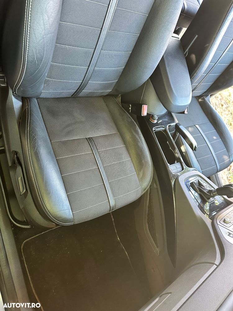 Ford Kuga 2.0 TDCi Powershift 4WD Trend - 7