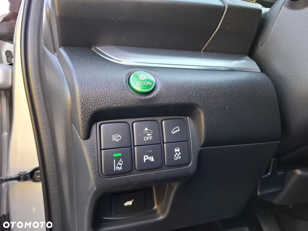 Honda CR-V 2.0i-VTEC 4WD Automatik Executive - 7