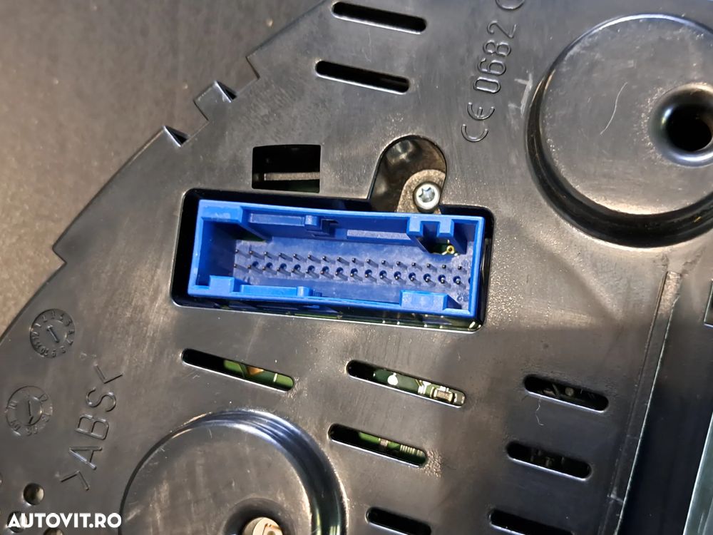 Ceasuri bord Europa Originale Volkswagen Transporter T5 diesel 2003-2009 - 7