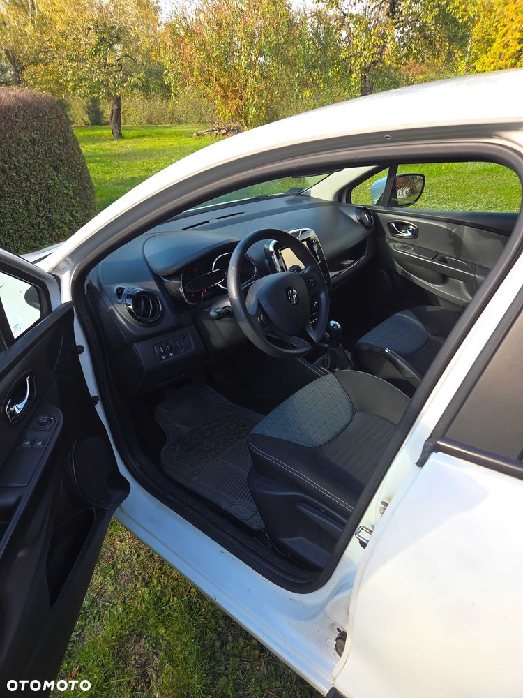 Renault Clio 2015 photo 4