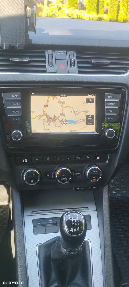 Skoda Octavia 1.6 TDI 4x4 Ambition - 15