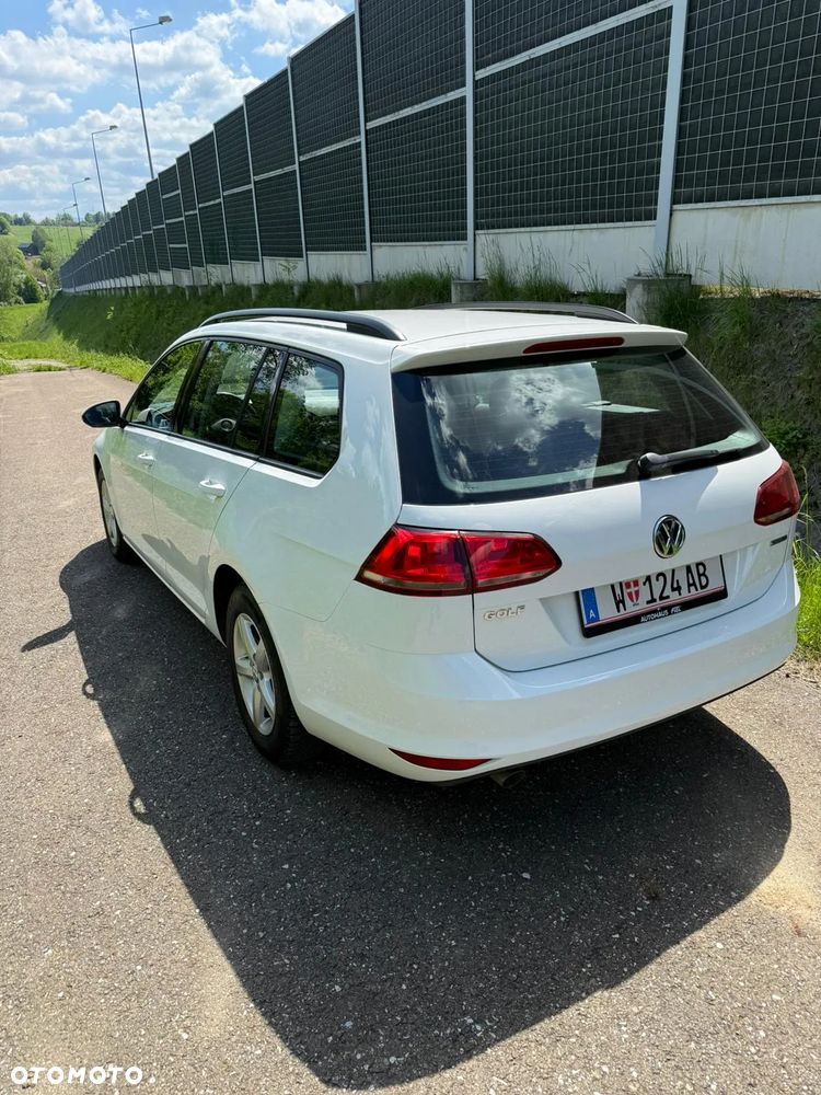 Volkswagen Golf 1.6 TDI BlueMotion Technology Lounge - 3