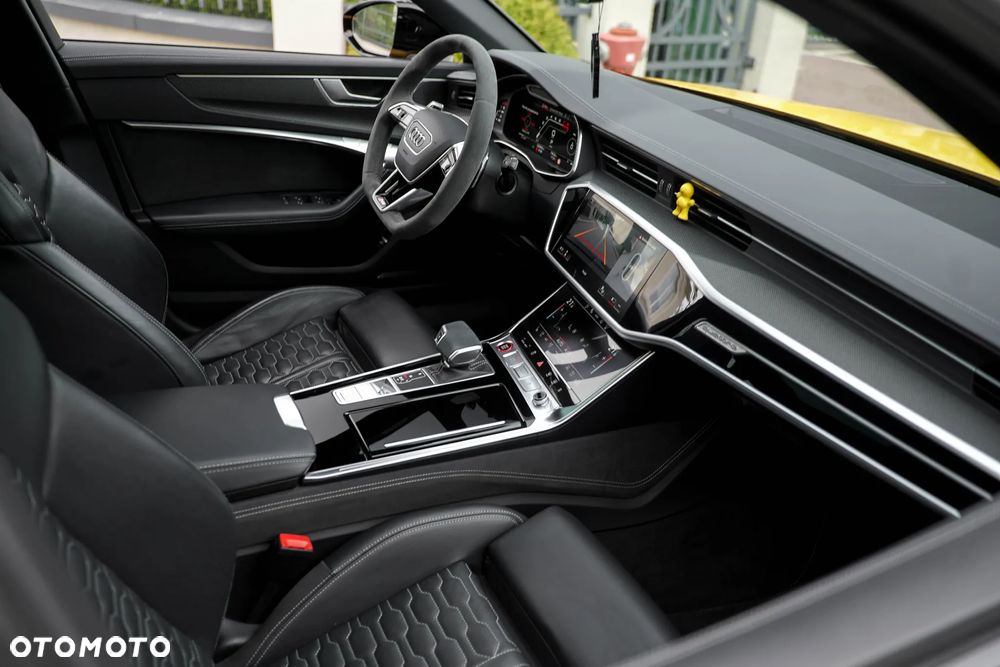 Audi RS6 Avant - 21