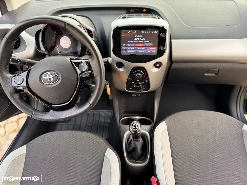 Toyota Aygo 1.0 X-Play - 8