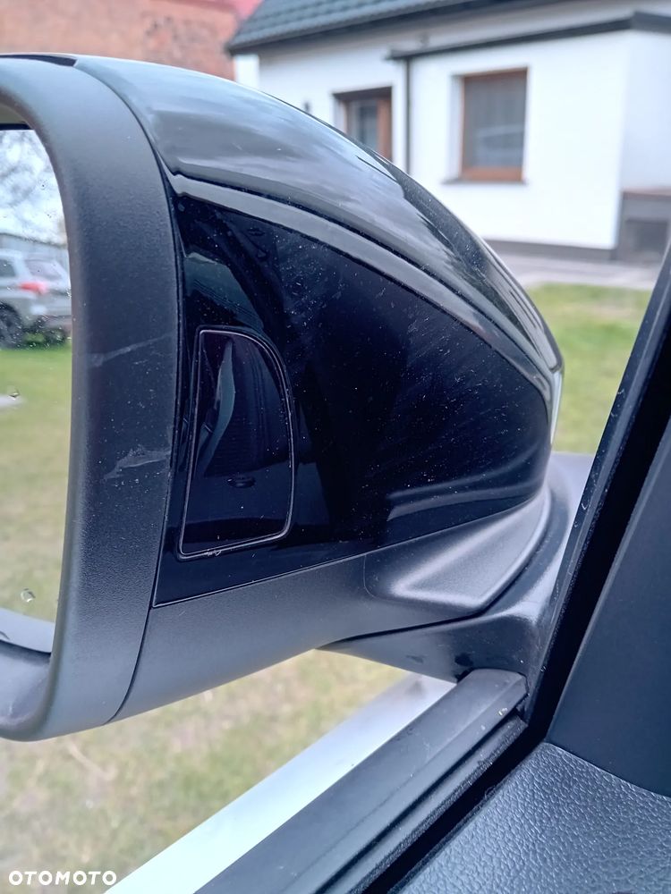 Volkswagen T-Roc 2.0 TDI SCR DSG GOAL - 36