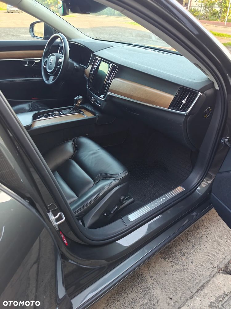 Volvo V90 D4 Inscription - 12