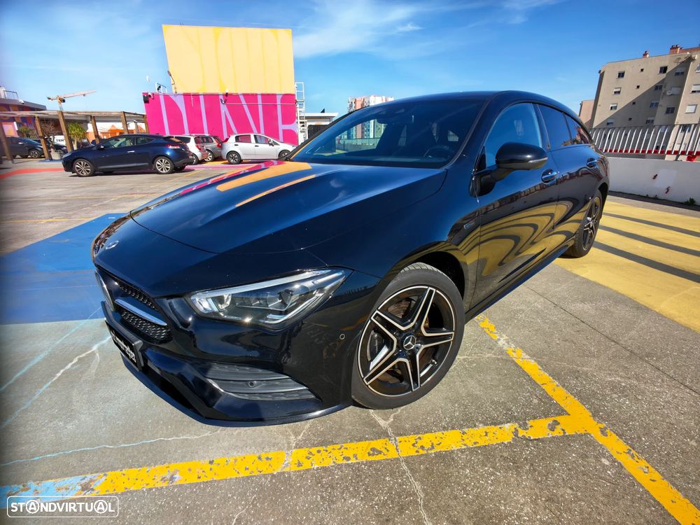 Mercedes-Benz CLA 250 e Shooting Brake AMG Line - 1
