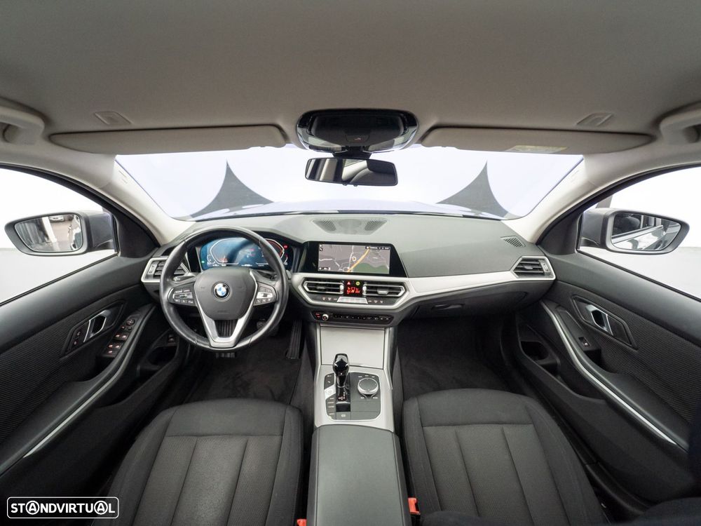 BMW 320 d Auto - 16