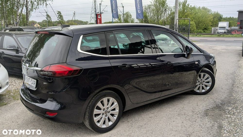 Opel Zafira - 12