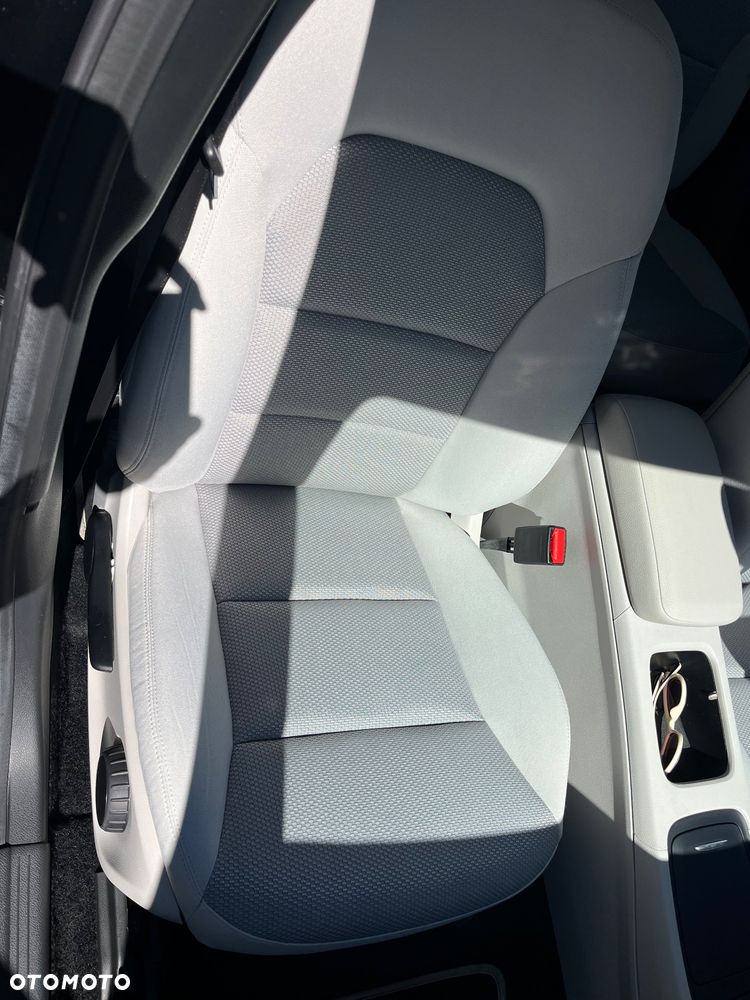 Mercedes-Benz A-Class 2014 photo 4