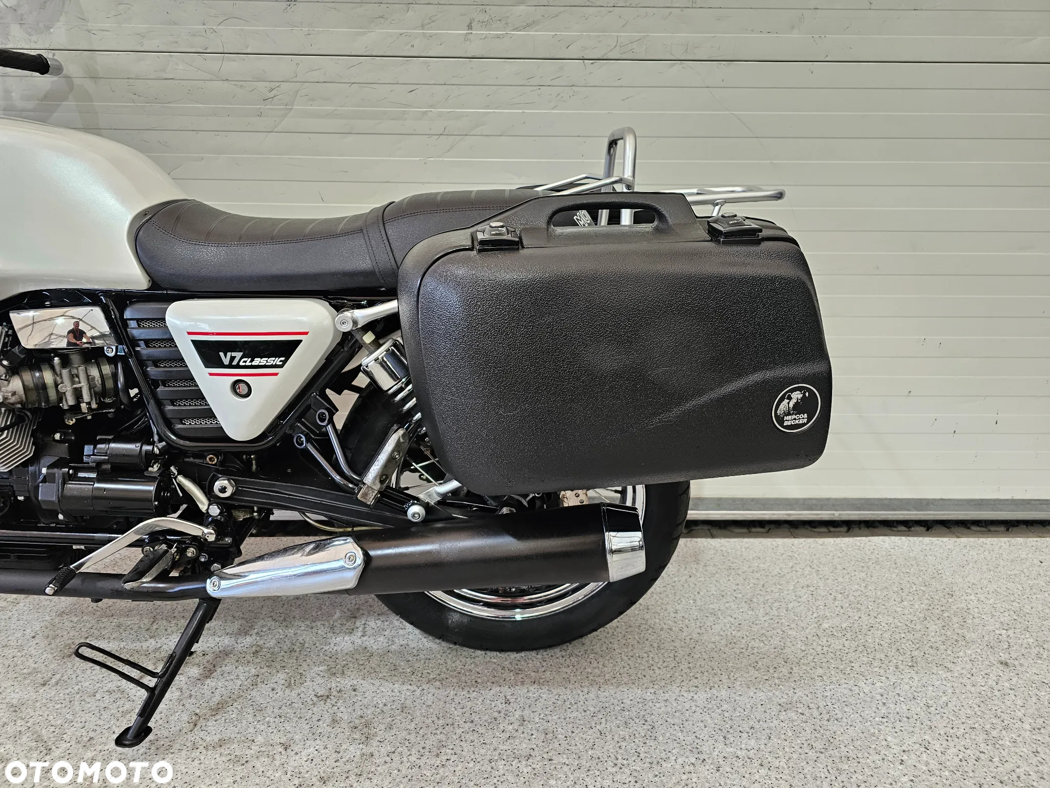Moto Guzzi V7 - 8