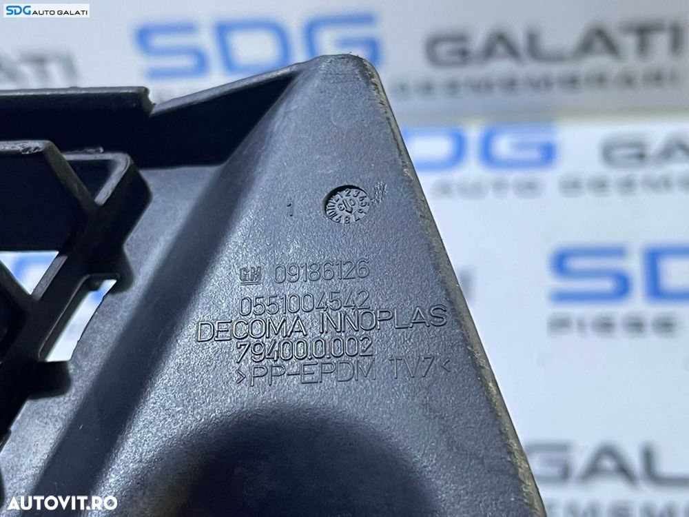 Grila Ornament Central Inferior Spoiler Bara Fata Opel Vectra C Non Facelift 2002 - 2005 Cod 09186126 0551004542 [V0183] - 3