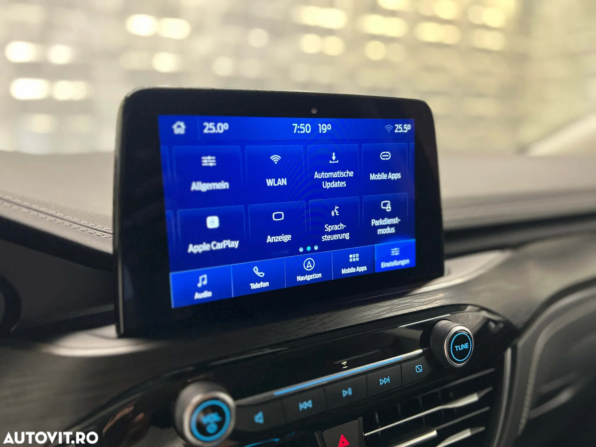 Ford Kuga - 20