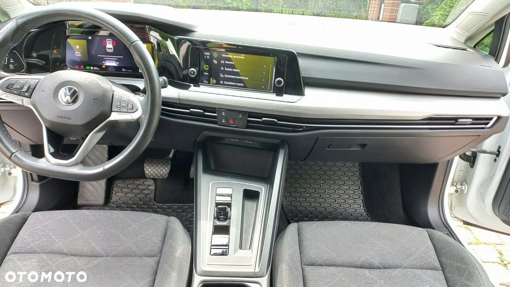 Volkswagen Golf - 25