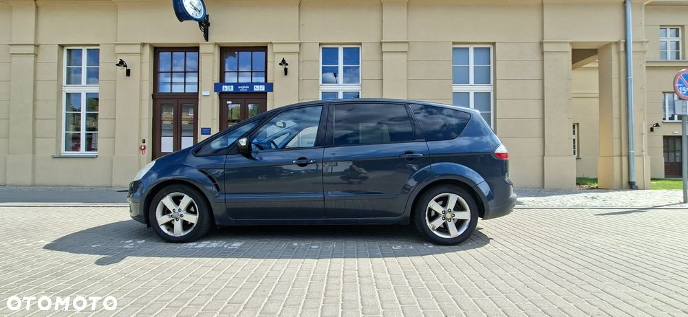 Ford Inny - 1