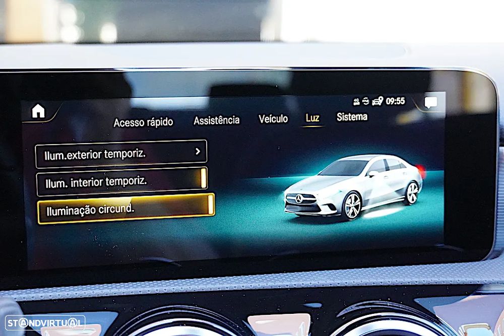 Mercedes-Benz A 250 Limousine e AMG Line - 43