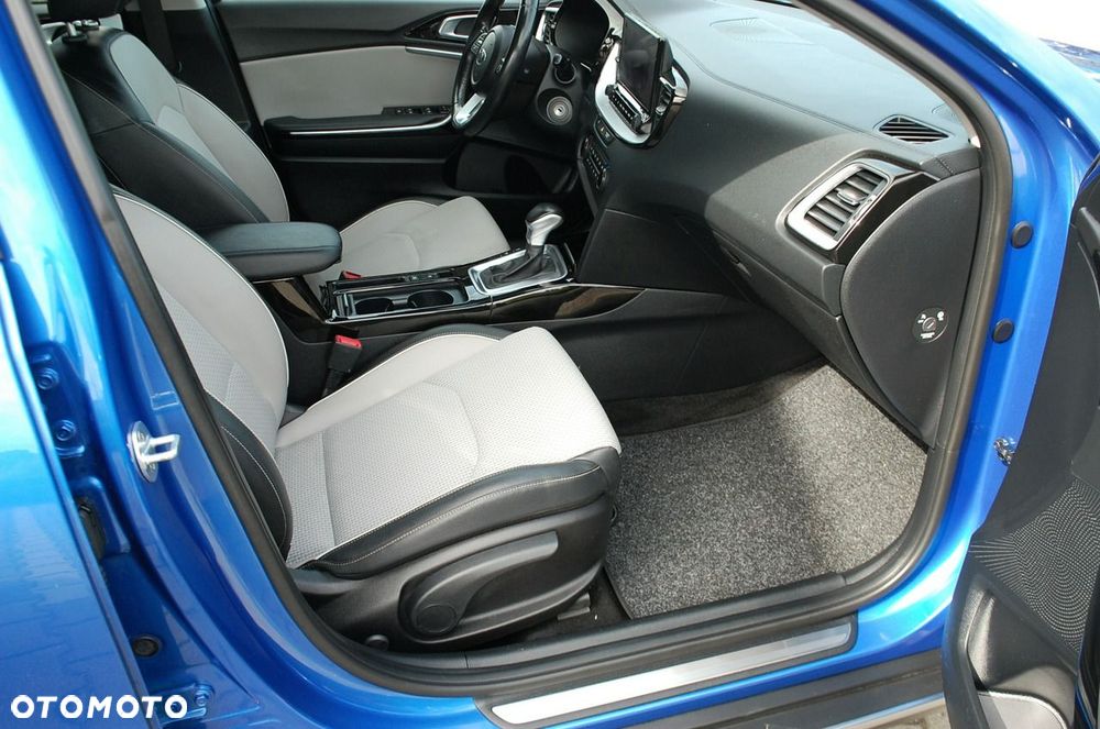 Kia XCeed - 7
