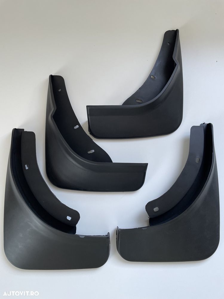 Set aparatori noroi pentru Volkswagen Passat B6 - 5