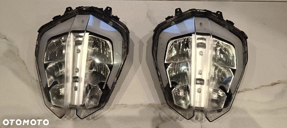 KTM DUKE 125 LAMPA PRZÓD REFLEKTOR LED 2020/21 - 1
