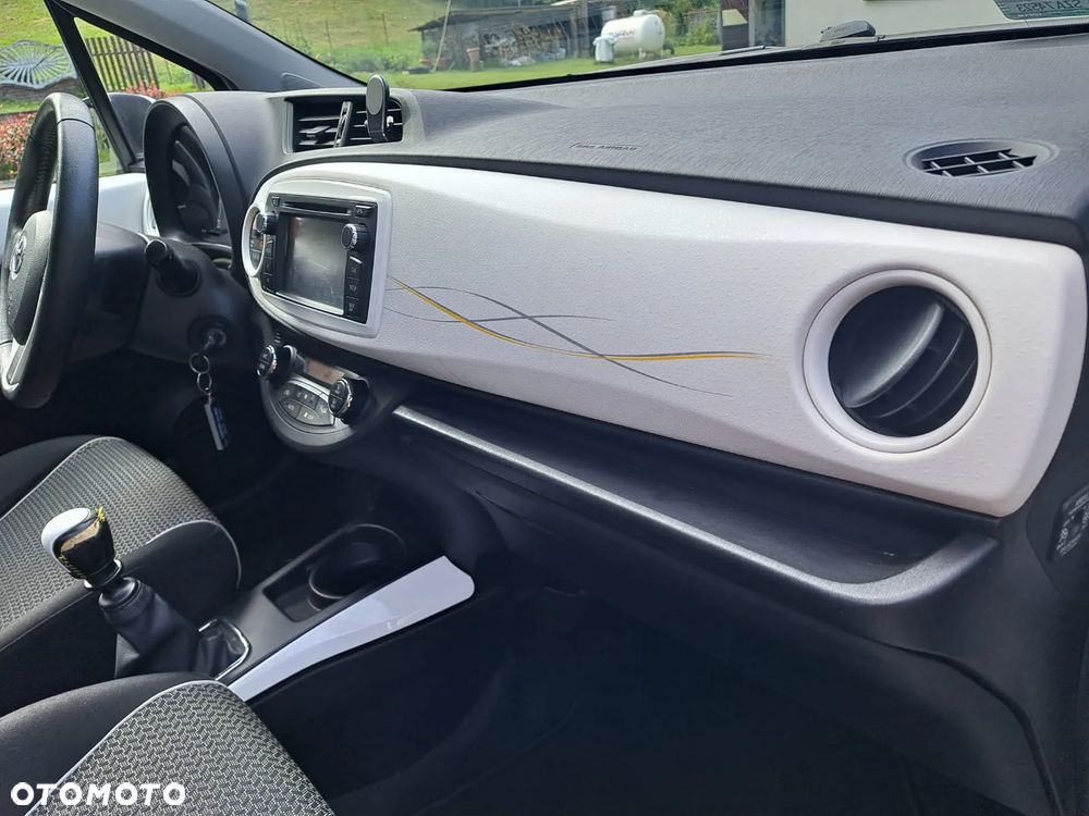 Toyota Yaris 1.33 VVT-i Trend - 10