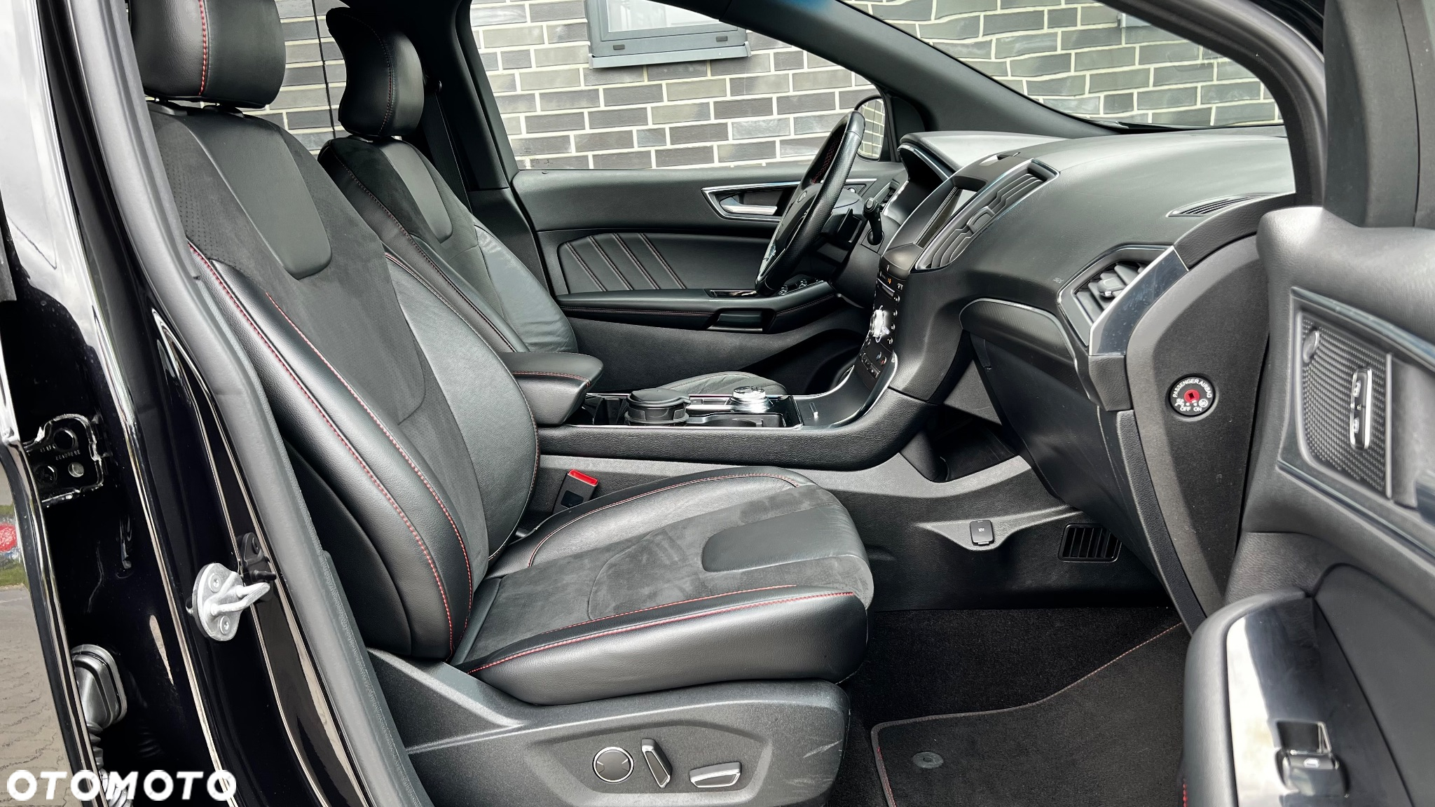 Ford Edge 2.0 EcoBlue Bi-Turbo 4x4 ST-LINE - 35