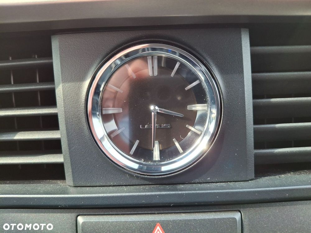 Lexus RX - 24