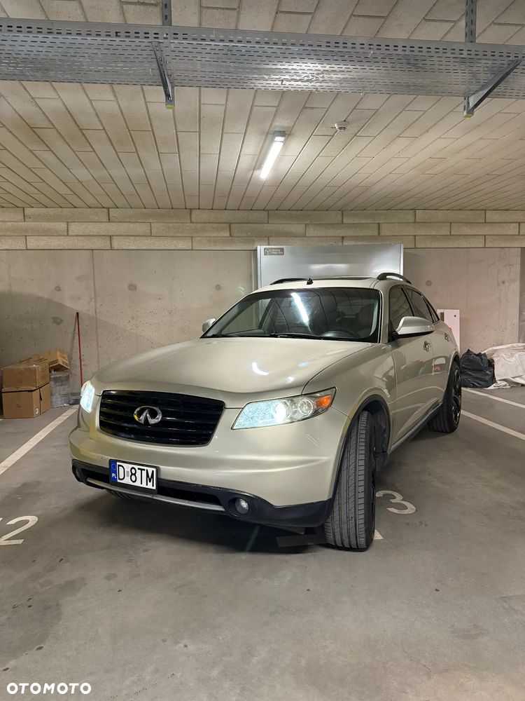 Infiniti FX - 1