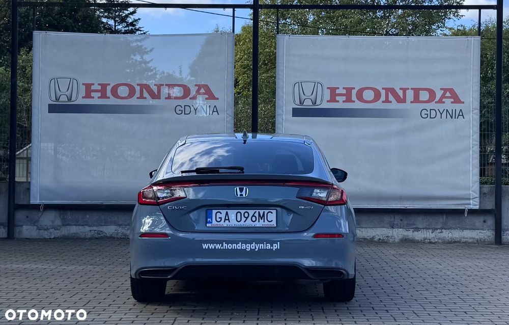Honda Civic 2.0 i-MMD Advance CVT - 6