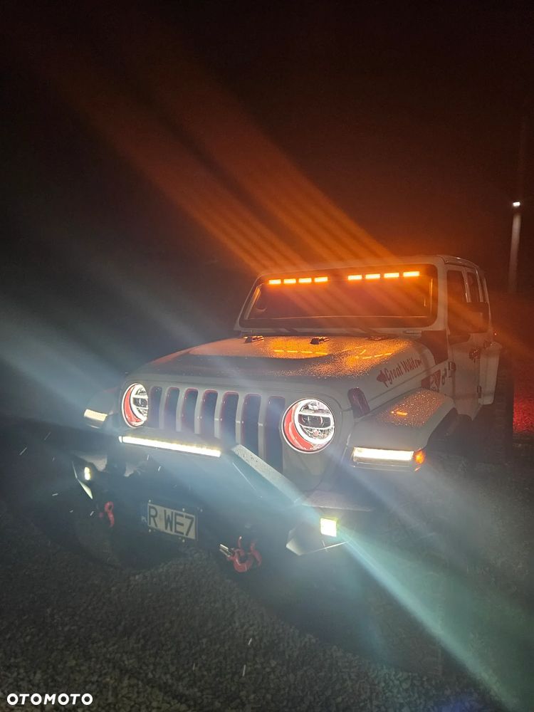 Jeep Wrangler Unlimited 3.6 Automatik Sahara - 19