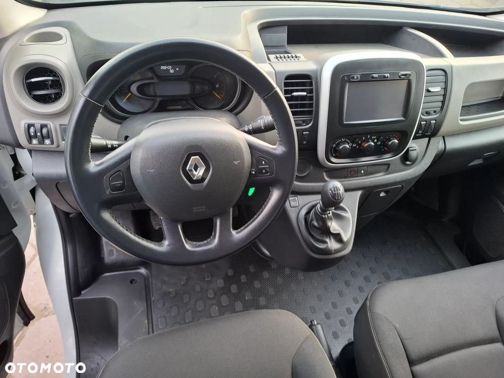 Renault Trafic 2017 LONG 1.6DCI 125KM KLIMA 3OSOBOWY - 21