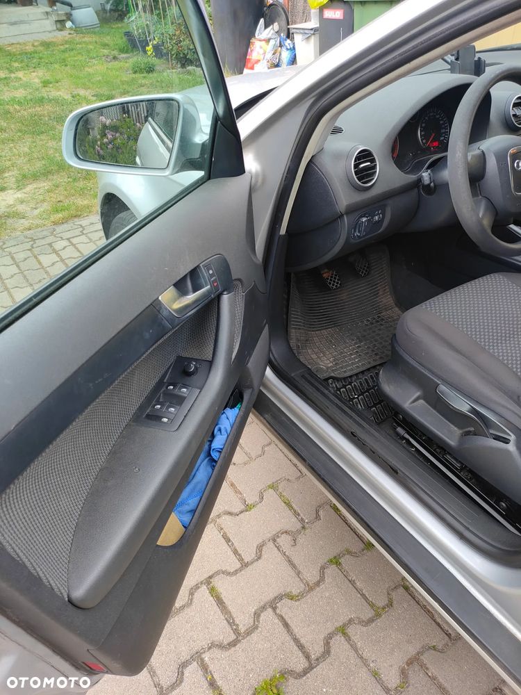 Audi A3 Sportback 1.6 Ambition - 6