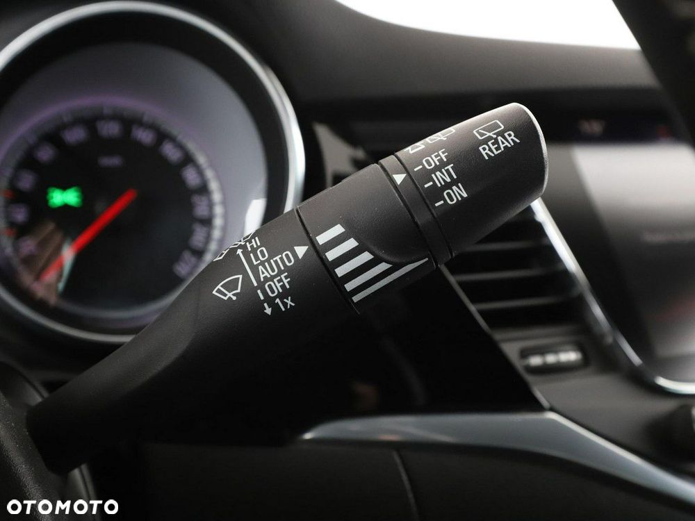 Opel Astra 1.4 Turbo Dynamic - 33