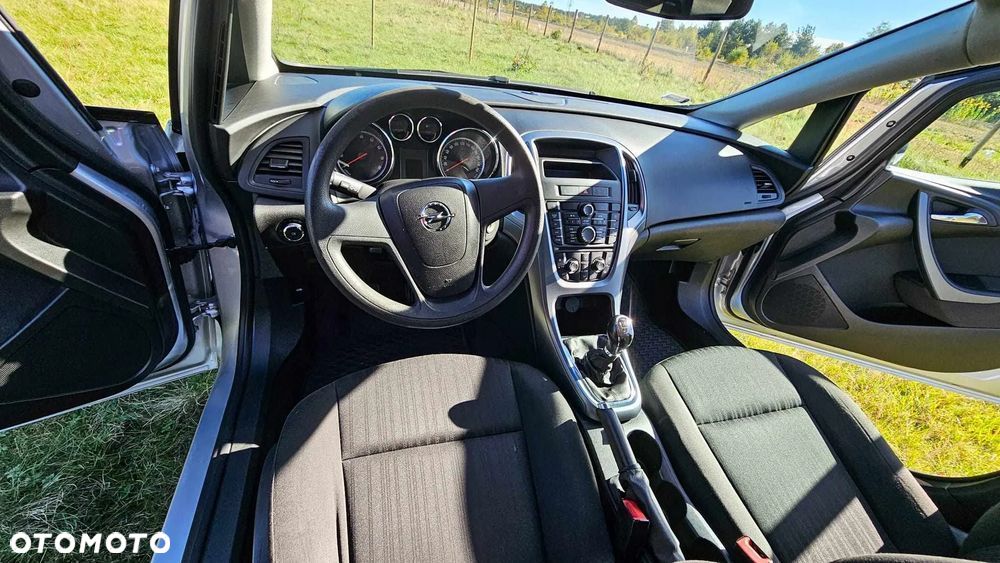 Opel Astra 1.4 EcoFLEX Design Edition - 2