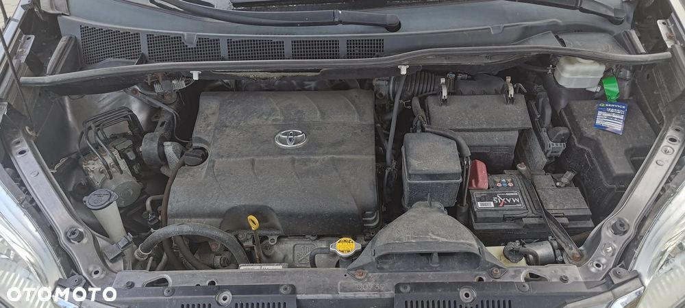 Toyota Sienna 3.5 V6 - 13