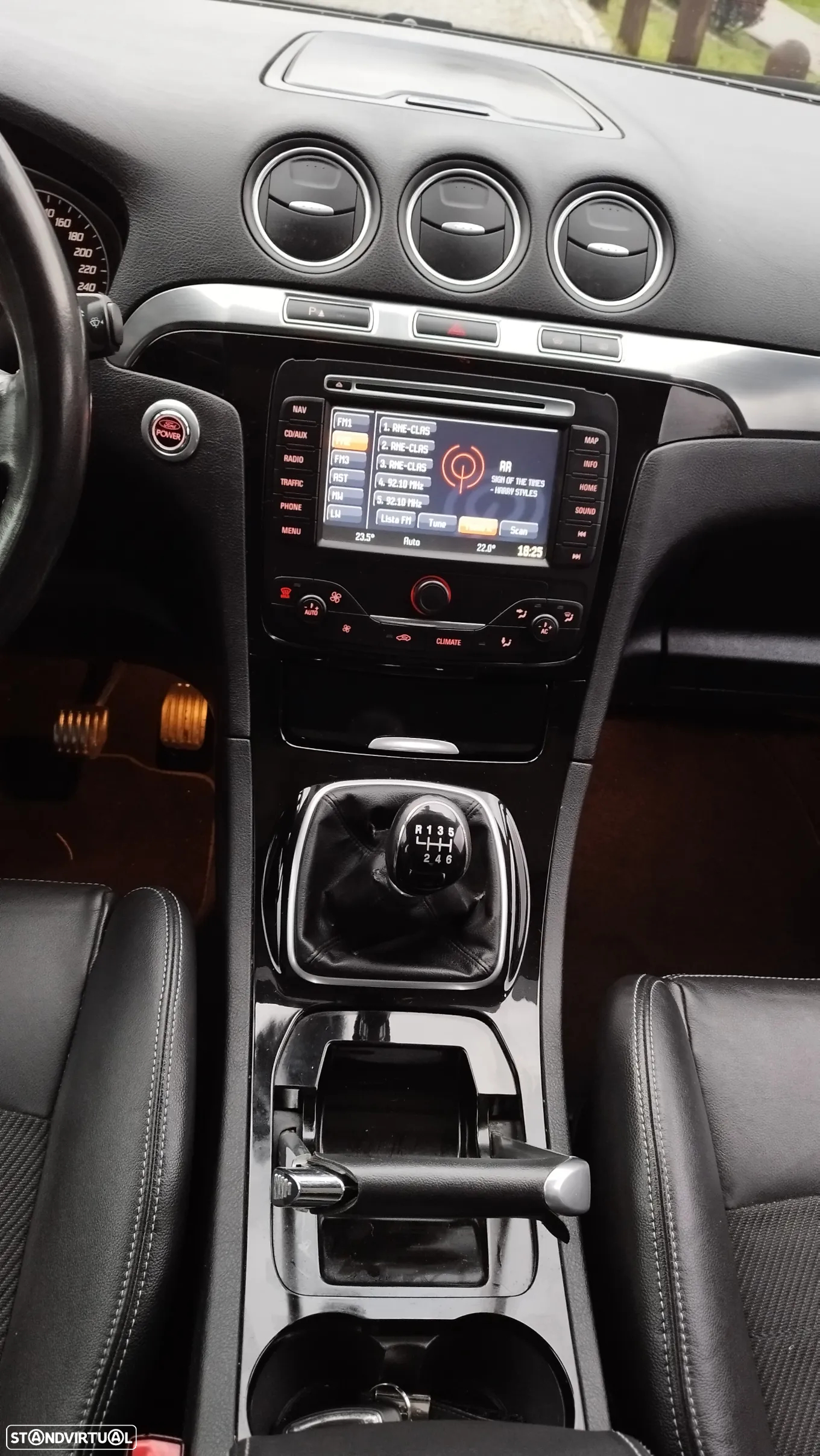 Ford S-Max 2.0 TDCi Titanium 7L 139g - 21