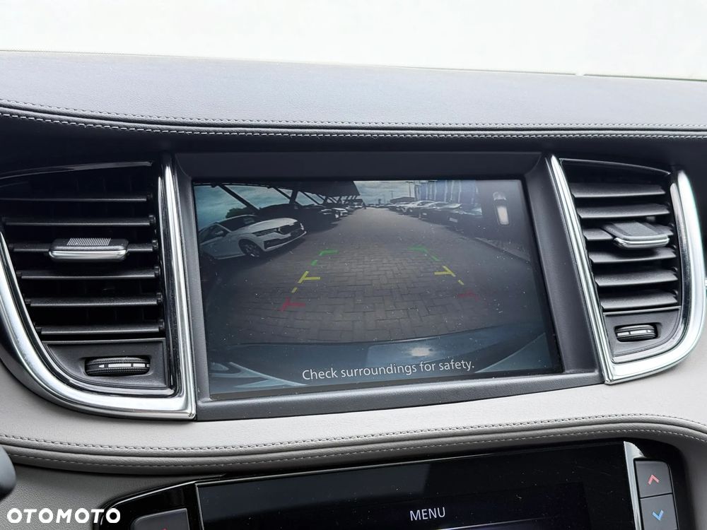 Infiniti QX50 - 22