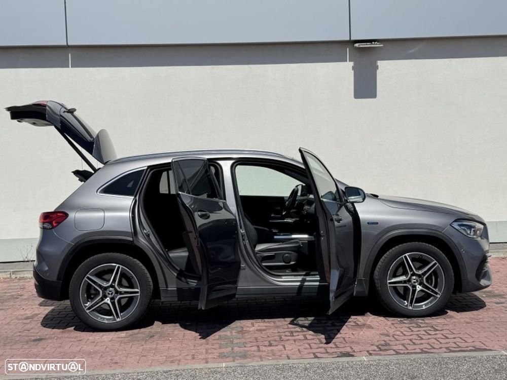 Mercedes-Benz GLA 250 e AMG Line - 39
