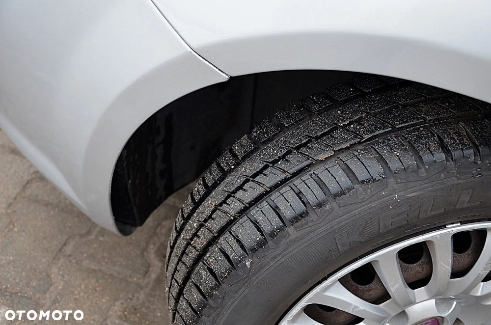 Fiat Punto 1.2 Fresh - 25