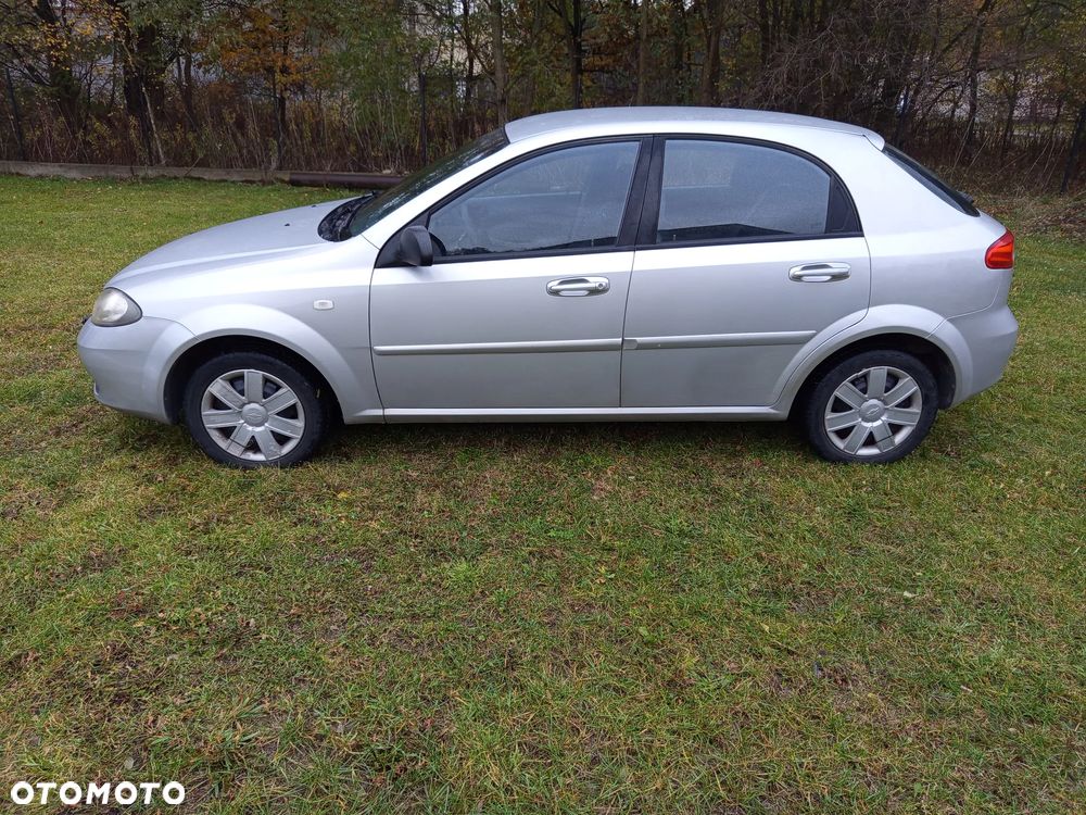Chevrolet Lacetti - 1