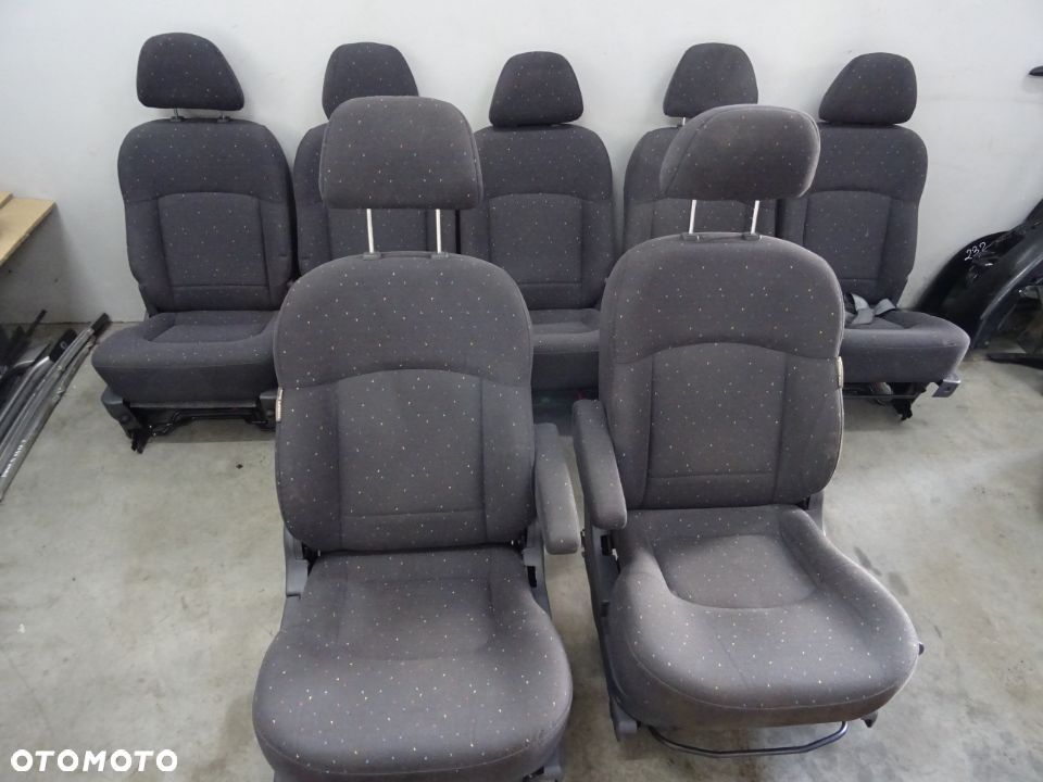 FOTEL FOTELE KANAPA HYUNDAI TRAJET 99-04 NR352 - 1