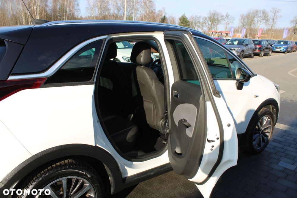 Opel Crossland X - 23