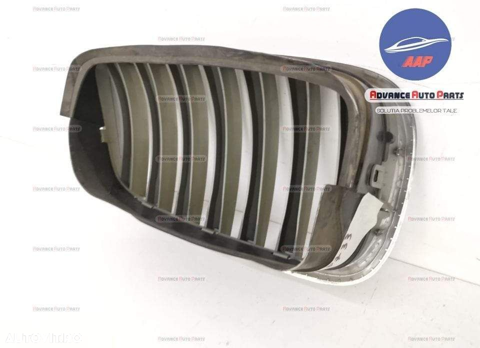Grila centrala stanga originala in stare buna BMW  X5  E70 [2006 - 201 - 6